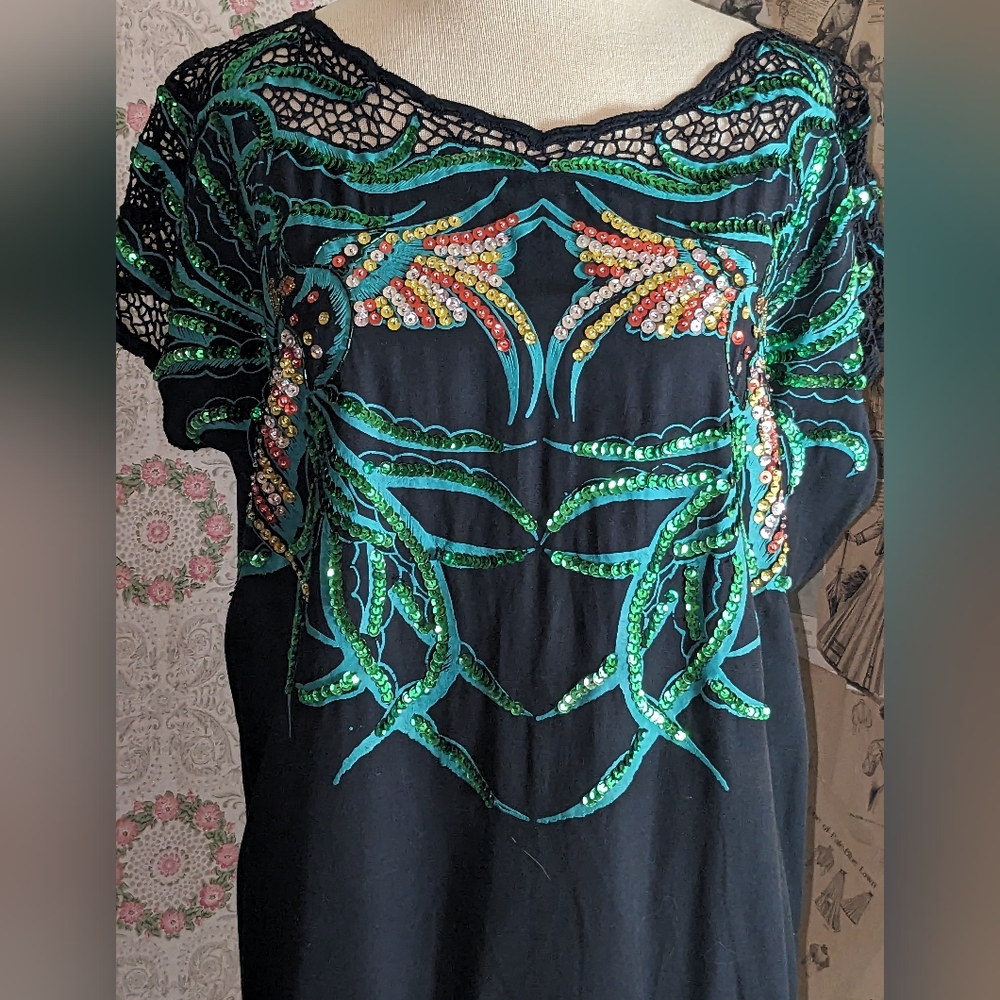 vintage 80s black cotton colorful sequin applique top crochet